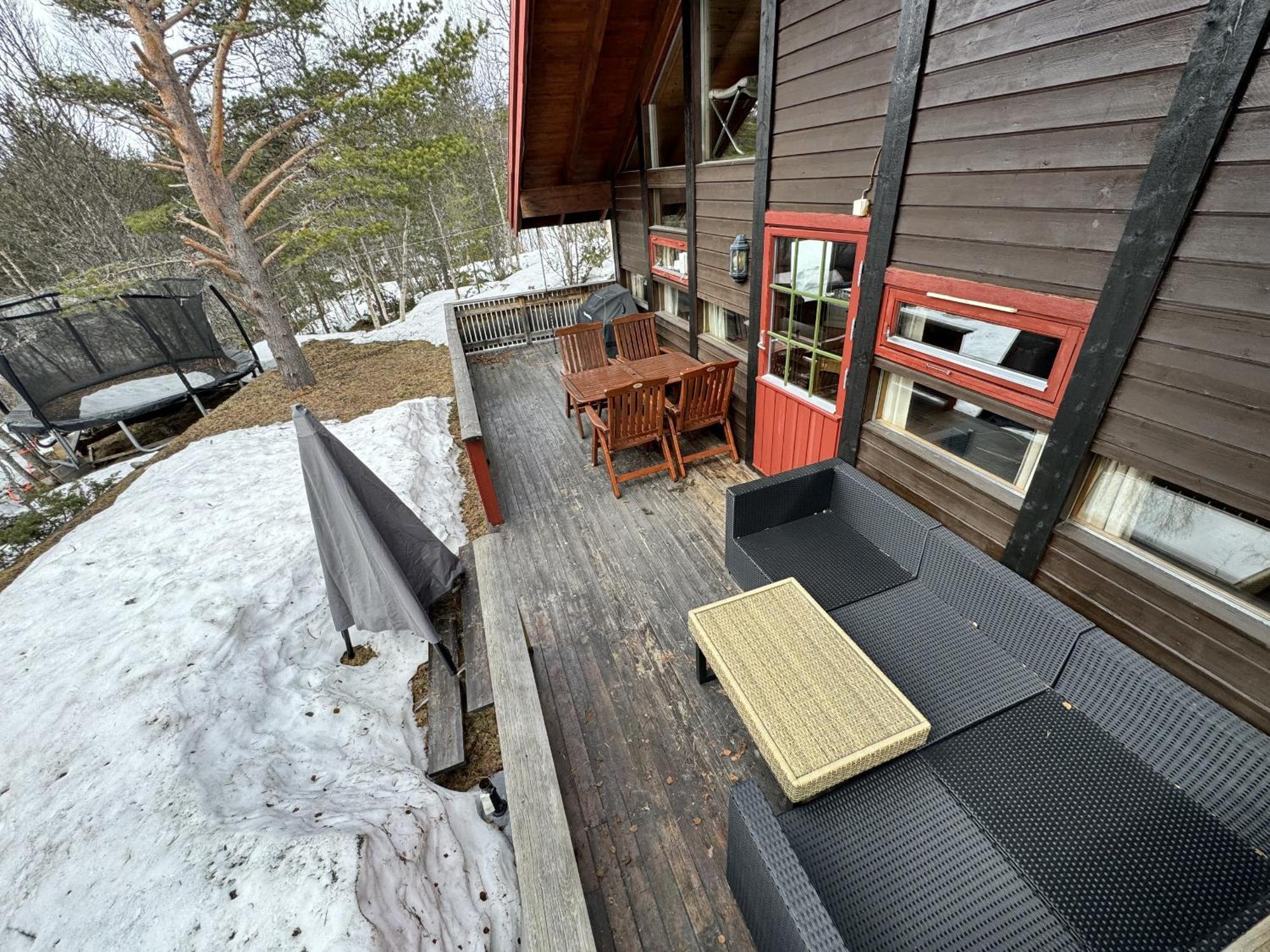 Koselig Hytte Med Usjenert Og Solrik Beliggenhet Geilo Exterior foto